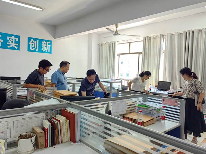 说明: E:\2023年\图片汇总\20230831李红革董事长自动化专业认证调研\IMG_4700.JPG